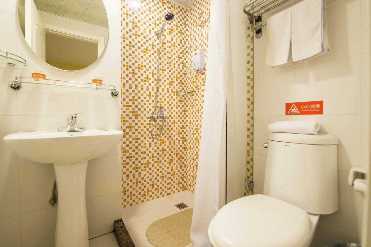 Home Inn Shanghai Pudong Xiasha Hunan Road Khách sạn